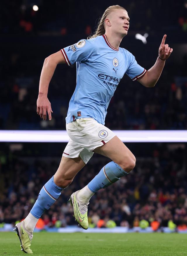 九游娱乐-哈兰德在中国队比赛中战术调整，出色防守引发热议！的简单介绍