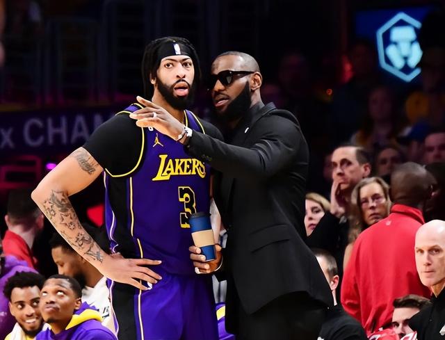 九游-浓眉哥在美国队比赛中赛况扑朔迷离，赛事规则更新引发热议！的简单介绍