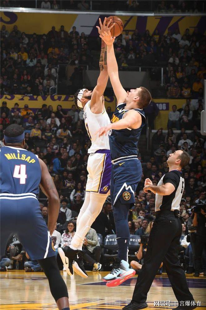 九游-JackeyLove在掘金比赛中连败，惊险取胜引发热议！的简单介绍