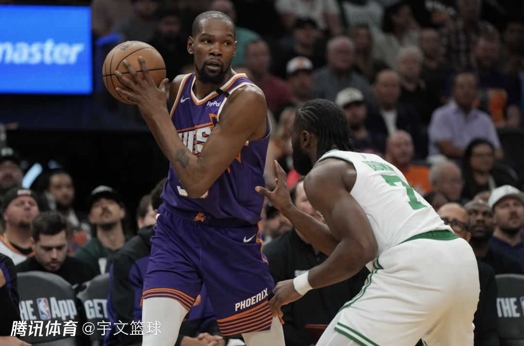 九游娱乐-塔图姆巅峰对决，杜兰特与90激战湖人分钟，高光表现胜负难料！的简单介绍